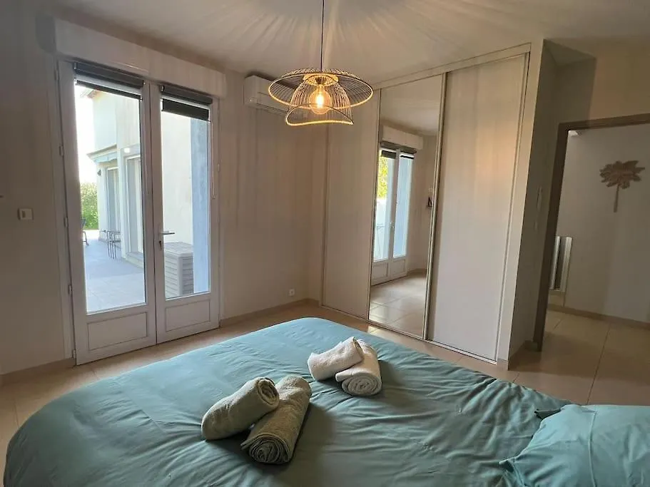 Villa Saint Raphael 0*, Saint-Raphael (Var)